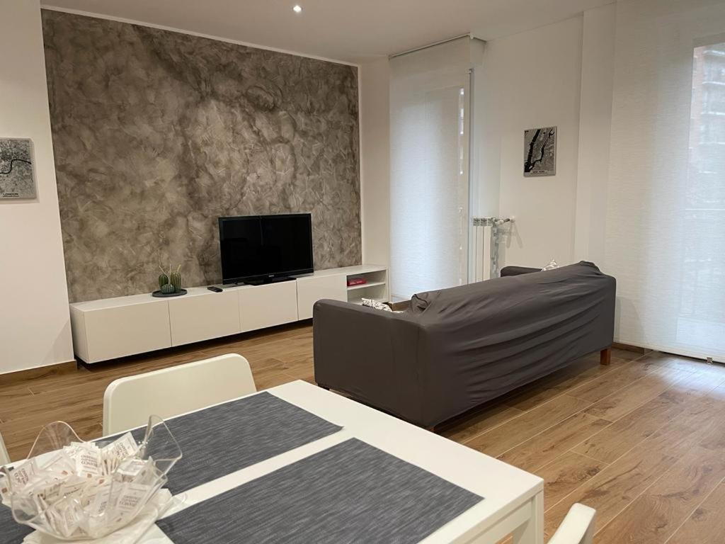 Kibilu - San Donato Vicinanze Irccs Policlinico Apartment San Donato Milanese Luaran gambar