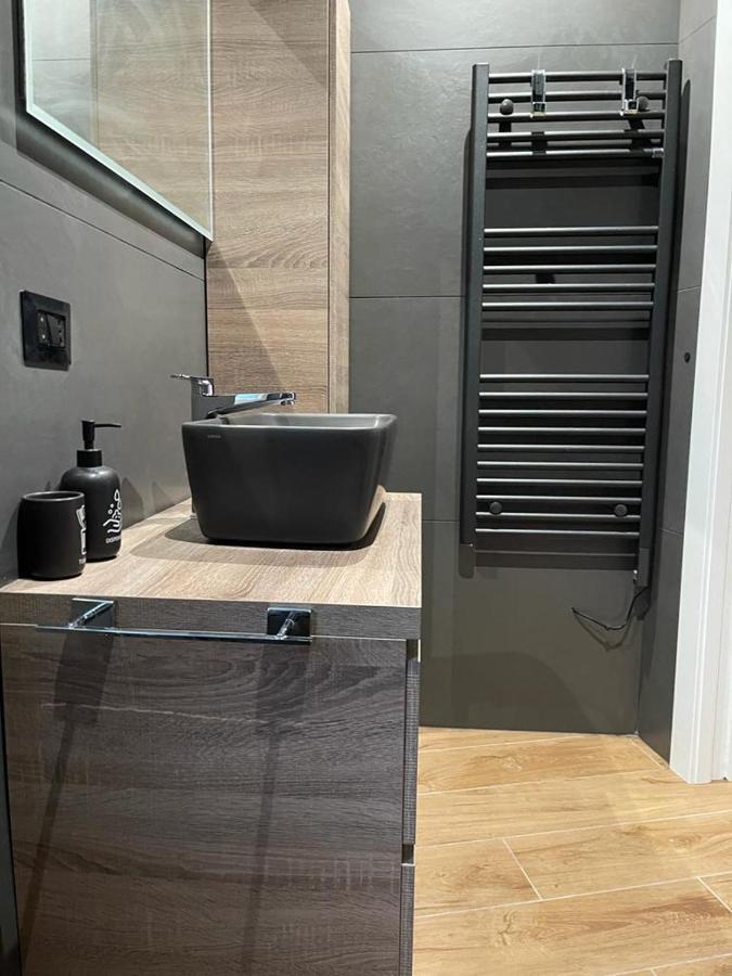 Kibilu - San Donato Vicinanze Irccs Policlinico Apartment San Donato Milanese Luaran gambar